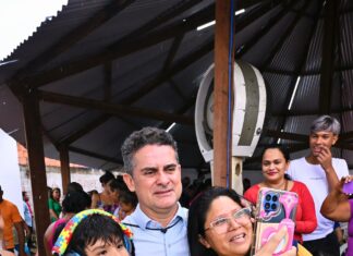 Prefeito David Almeida garante regularização fundiária para mais de 2 mil famílias na comunidade Nova Vida