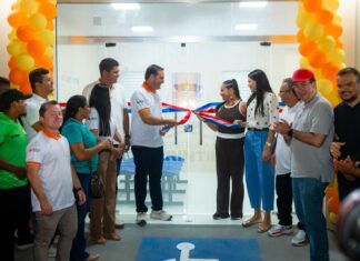 Prefeito de Parintins, Mateus Assayag, entrega 30ª obra em 10 meses com UBS do Pascoal Alaggio