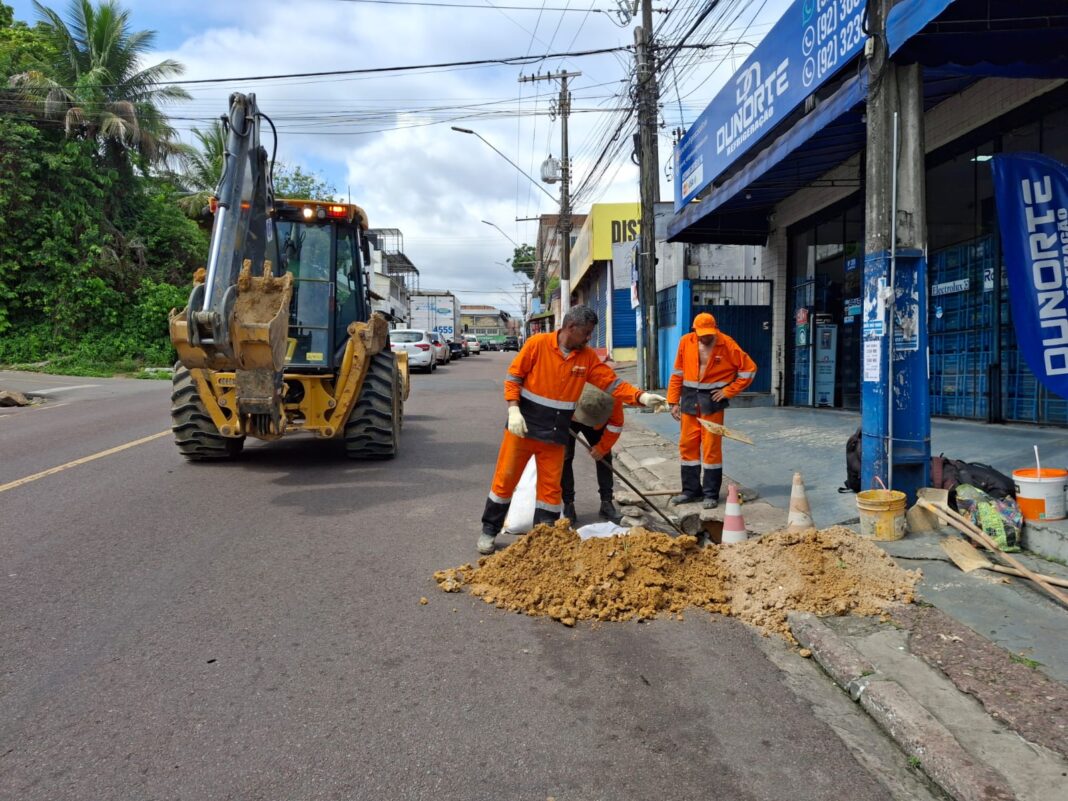 Prefeitura de Manaus revitaliza sistema de drenagem no bairro Alvorada 2 4