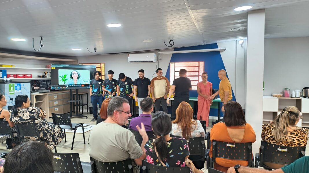 Prefeitura e Ardagh realizam entregas de kits de robótica às escolas da rede municipal de ensino 2