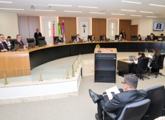 TCE-AM aplica multa de mais de meio milhão de reais à ex-prefeita de Pauini