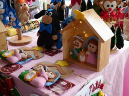 Governo Presente: Clima de Natal impulsiona vendas de empreendedoras na Feira de Economia Criativa