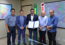 Governador Wilson Lima assina ordem de serviço das obras de recuperação viária em Pauini, por meio do Programa Asfalta Amazonas