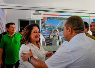 Oposição se levanta em Coari para receber a pré-candidata ao governo Professora Maria do Carmo