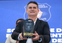 Prefeito David Almeida entrega escola municipal Waldir Garcia totalmente revitalizada