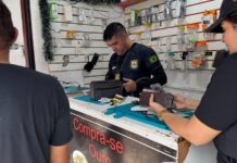 Operação RecuperaFone fiscaliza nove lojas e assistências técnicas no bairro Manoa