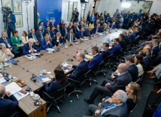 Lula tem reuniões bilaterais com presidentes do Panamá e Uruguai