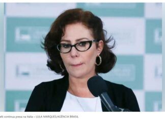 Carla Zambelli sofre diversas agressões na prisão na Itália