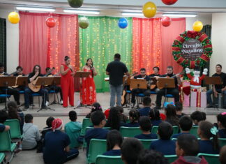 Circuito Natalino leva magia e musicalidade aos alunos da Escola Estadual de Tempo Integral Gonçalves Dias