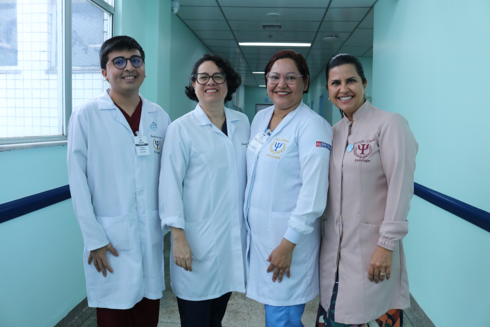 Pesquisa foi conduzida pelos acadêmicos Joyci Lima e Anderson Silva, e coordenada pela psicóloga Suzan Biscaro, da FCecon - Foto: Laís Pompeu / FCecon