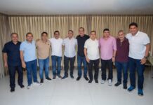 Mais de 30 prefeitos do interior vêm a Manaus e procuram Omar para planejar 2026