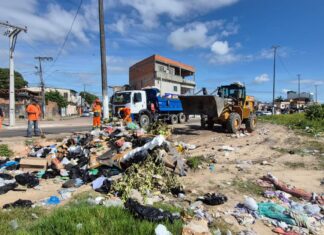 Prefeitura enfrenta descarte irregular de lixo com ação e educação ambiental em Manaus