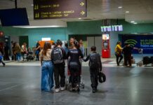 Reencontro familiar: Sejusc acompanha adolescentes em retorno para cidade de origem