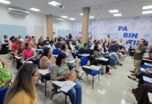 Parintins abre encontro do PlanificaSUS para cuidado materno-infantil no Baixo Amazonas