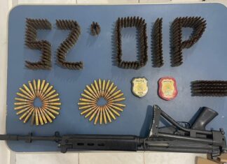 PC-AM prende homem e apreende fuzis de grosso calibre e mais de 600 cartuchos em lancha em São Paulo de Olivença