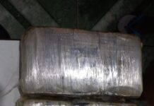 Em Itacoatiara, Polícia Militar do Amazonas apreende mais de 2kg de drogas escondidas em sacas de ração