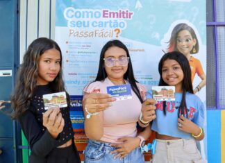 Prefeitura de Manaus emite mais de 3,5 mil cartões ‘PassaFácil’ em comunidades e leva cidadania a bairros mais distantes em 2025