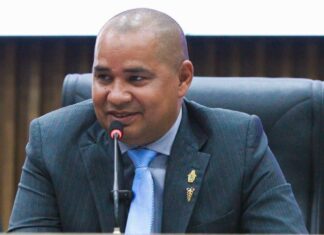 GABINETE OSTENTAÇÃO? vereador da base do Prefeito gasta mais de R$ 225 MIL apenas com carro e gasolina em 1 ano!