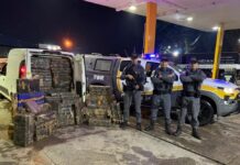 Casal é preso com quase 1 tonelada de maconha no interior