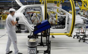 Juros altos travam crédito para 80% das indústrias, revela pesquisa