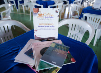 Prefeitura de Manaus realiza Café Literário com entrega de kits de livros para instituições de atendimento à pessoa idosa