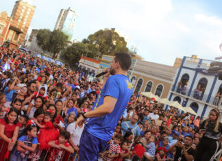 Família, cultura e boi-bumbá marcam estreia do Toada Kids no Largo de São Sebastião