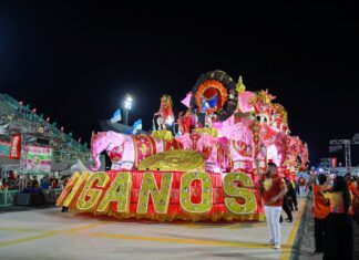 Carnaval na Floresta 2026: Desfiles do Grupo Especial encantam o público no Sambódromo de Manaus