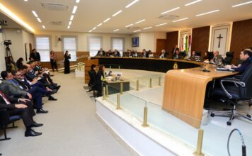 TCE-AM nega recursos e mantém condenação e multas contra gestores de Envira, Nova Olinda e Barcelos