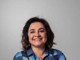 Professora Maria do Carmo registra forte crescimento e alta visibilidade nas redes sociais