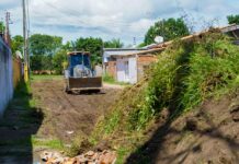 Prefeitura de Parintins leva melhorias ao Pascoal Alaggio e moradores agradecem investimentos