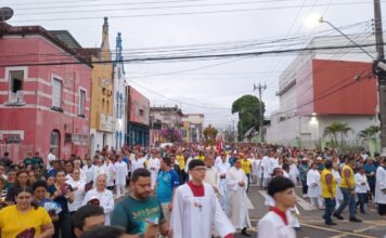 Prefeitura coordena mais de 40 procissões da Semana Santa e mobiliza operação especial de trânsito em Manaus