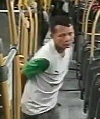 Polícia Civil divulga imagem de homem procurado por roubo em ônibus do transporte coletivo da linha 560