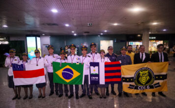 Delegação amazonense recebida no Aeroporto Eduardo Gomes