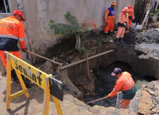 Gestão David Almeida retira 5 toneladas de lixo de bueiros na Zona Sul