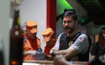 CIF: Bares do Centro de Manaus são autuados por irregularidades