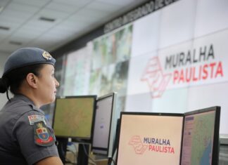 PM rastreia veículo roubado e impede sequestro na zona leste