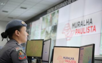 PM rastreia veículo roubado e impede sequestro na zona leste