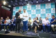 Prefeito Renato Junior dá posse a Arone Bentes como novo secretário da Semed e projeta avanços na rede municipal de ensino