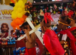 Prefeitura de Parintins distribui mais de 7 mil ovos de chocolate em ação de Páscoa