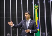 Projeto de Saullo Vianna que equipara lúpus à deficiência é aprovado na Câmara dos Deputados