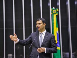 Projeto de Saullo Vianna que equipara lúpus à deficiência é aprovado na Câmara dos Deputados