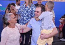 Governador interino Roberto Cidade acompanha entrega de 1,2 mil óculos e avança com mutirão oftalmológico no Amazonas