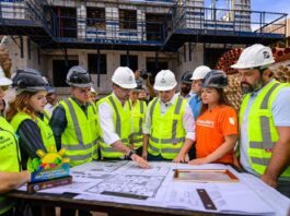 Em vistoria de obras do Residencial Compensa, governador interino Roberto Cidade destaca continuidade dos projetos habitacionais no Amazonas