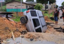 Veículo invade área isolada de obra da Prefeitura de Manaus no conjunto Canaranas