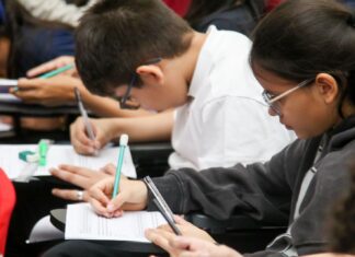 Educação de Manaus cresce no Saeb 2025, segundo dados preliminares