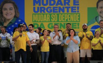 DIREITA EM PESO: Com Alfredo Nascimento, Valdemar e Salazar, Maria do Carmo arrasta mais de 3 mil pessoas e consolida chapa para disputar o governo 2026.