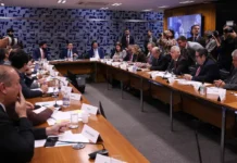 Câmara: governo retira urgência do fim da escala 6×1 e destrava pauta