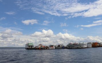 Governo do Amazonas abre inscrições para autorização temporária de embarcações durante o Festival de Parintins 2026