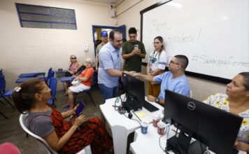 Governador acompanha serviços e entregas do para zona oeste de Manaus