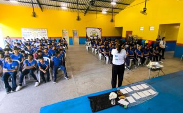 Operação Excelsior 2026: estudantes da escola Santa Luzia recebem palestra sobre saúde emocional